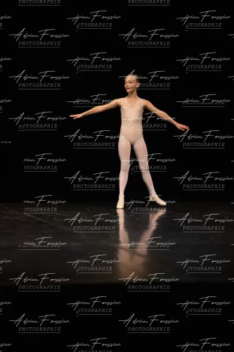 Produit bc-danse-2026 — 114-123 — Pierrot-3Q6A5417 Image