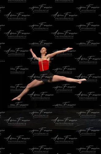 Produit bc-danse-2026 — 170-188 — Pierrot-3Q6A9805 Image