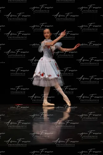 Produit bc-danse-2026 — 190-205 — Pierrot-3Q6A0105 Image