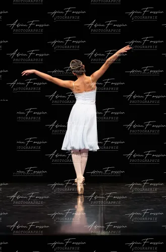 Produit bc-danse-2026 — 190-205 — Pierrot-3Q6A0182 Image