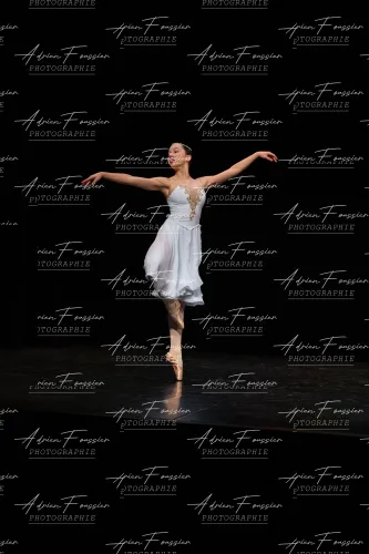 Produit bc-danse-2026 — 190-205 — Pierrot-3Q6A0213 Image